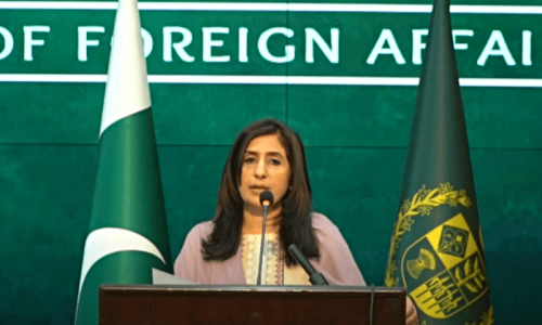 Pakistan expresses solidarity Bangladesh