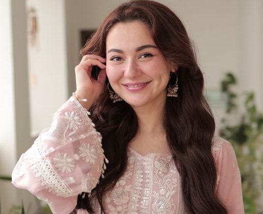 Hania Amir instagram account