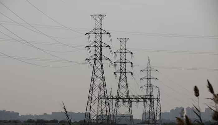 Global lenders warn Pakistan