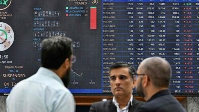 PSX settles nearly 3,900 points