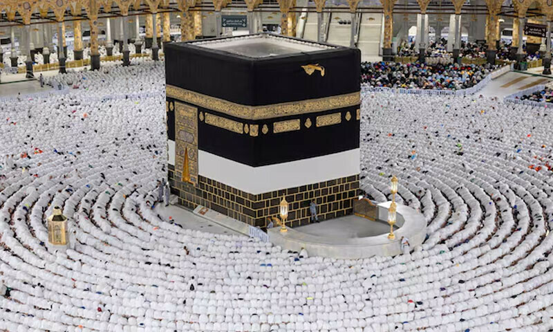Million-plus pilgrims begin Haj