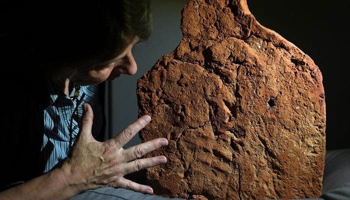 UK researchers uncover 4,000